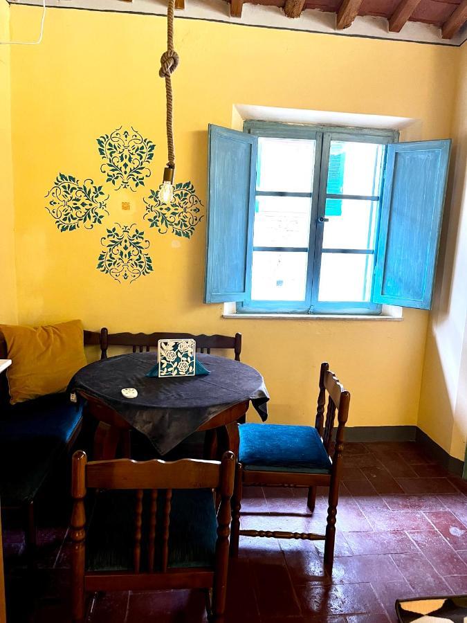 Peccioli Turquoise Rose Apartment מראה חיצוני תמונה